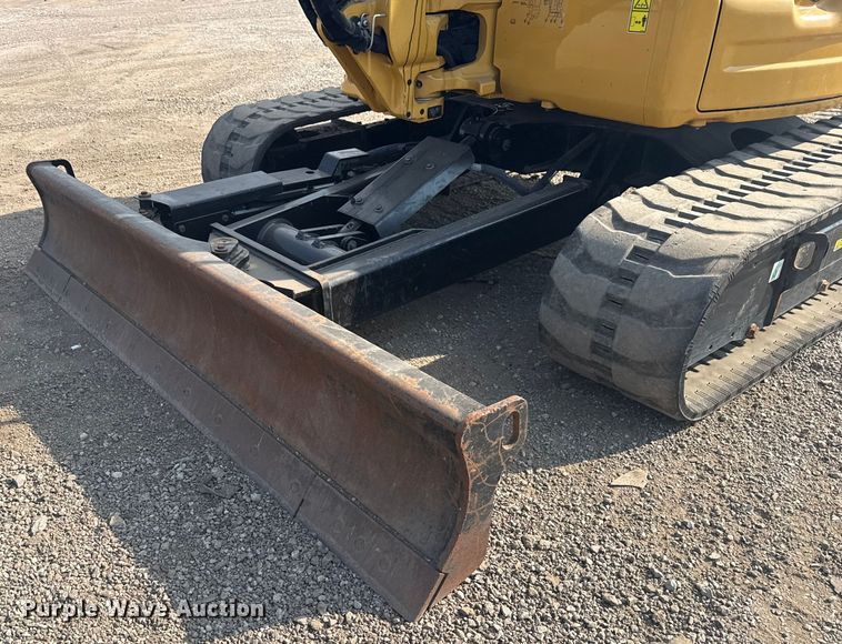 image for item NU9655 2018 Caterpillar 304E2 CR mini excavator