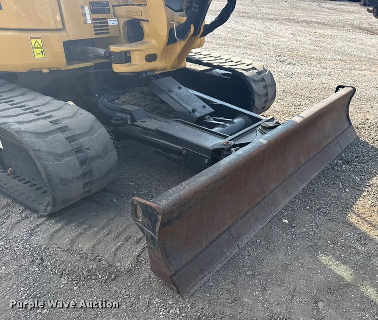 image for item NU9655 2018 Caterpillar 304E2 CR mini excavator