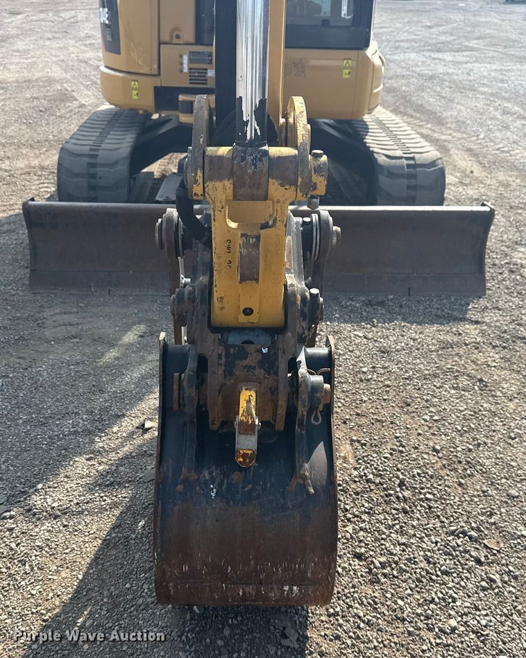 image for item NU9655 2018 Caterpillar 304E2 CR mini excavator