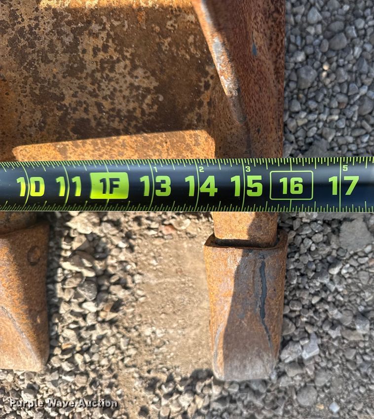 image for item NU9655 2018 Caterpillar 304E2 CR mini excavator