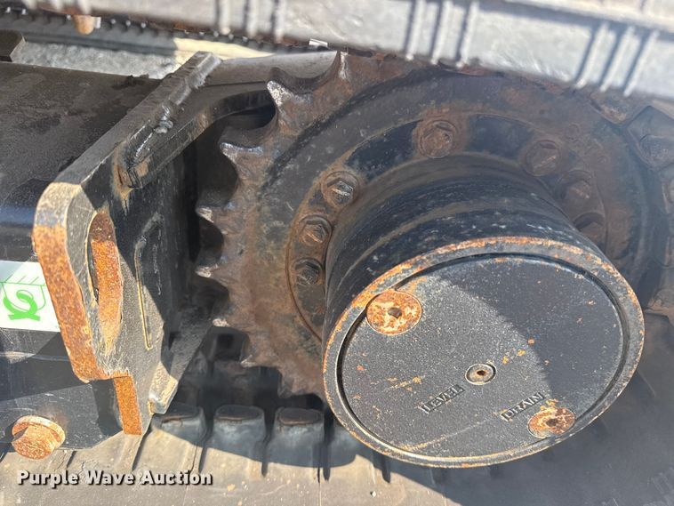 image for item NU9655 2018 Caterpillar 304E2 CR mini excavator