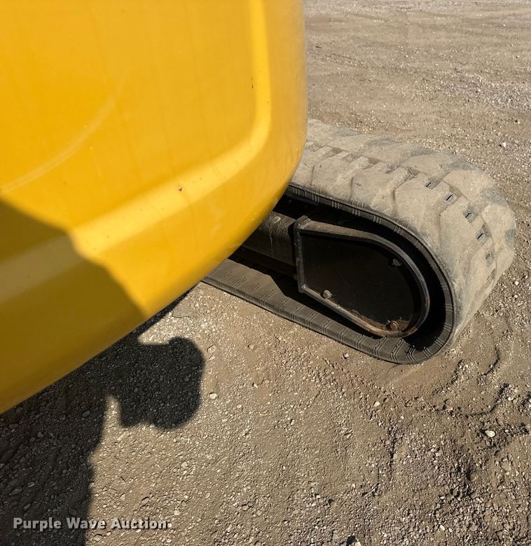 image for item NU9655 2018 Caterpillar 304E2 CR mini excavator