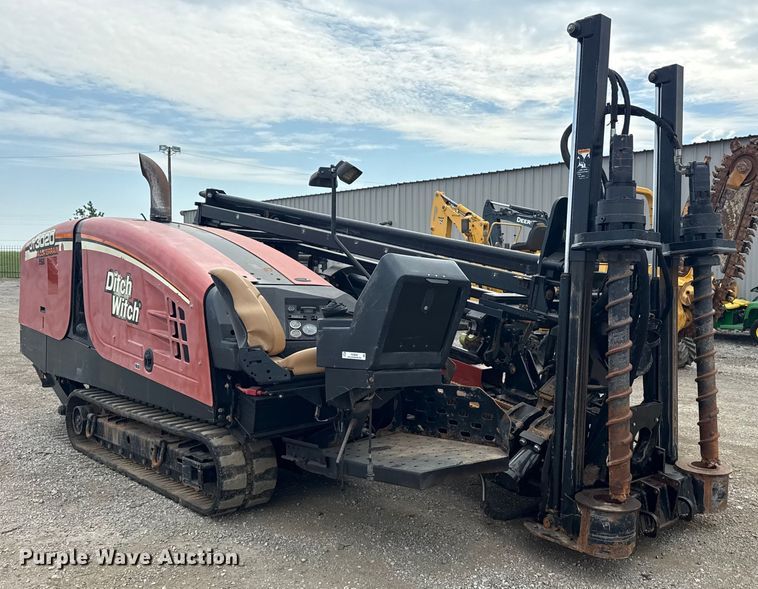 image for item NU9656 Ditch Witch JT3020 All Terrain directional boring unit