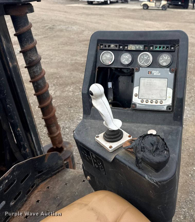 image for item NU9656 Ditch Witch JT3020 All Terrain directional boring unit