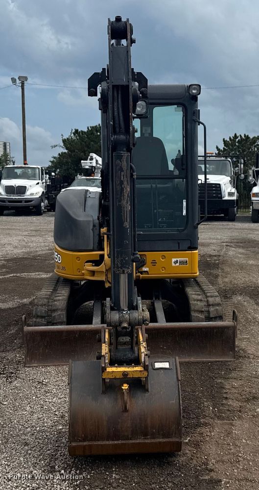 EXCAVADORA 2011 JOHN DEERE 35D