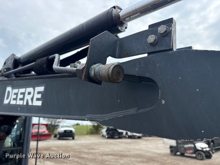 image for item NU9663 2011 John Deere 35D mini excavator