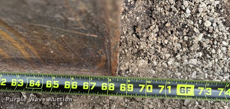 image for item NU9663 2011 John Deere 35D mini excavator