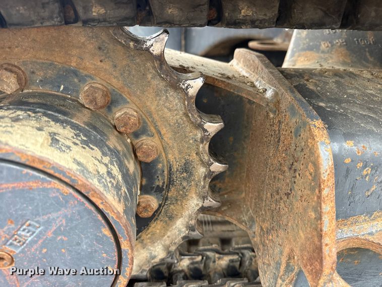 image for item NU9663 2011 John Deere 35D mini excavator