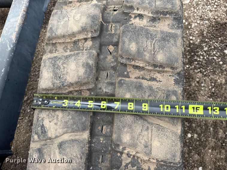 image for item NU9663 2011 John Deere 35D mini excavator