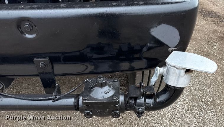 image for item NU9668 2004 Sterling L-Line water truck