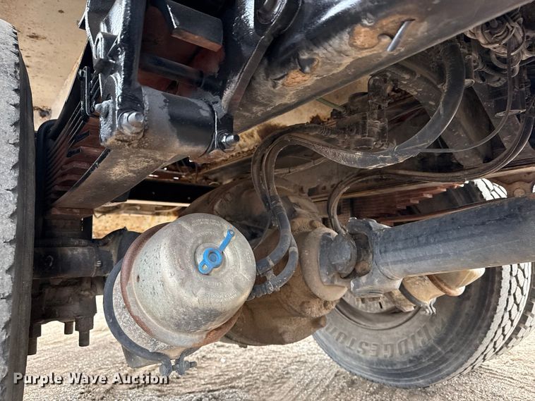 image for item NU9668 2004 Sterling L-Line water truck