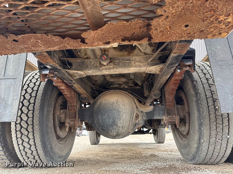 image for item NU9668 2004 Sterling L-Line water truck