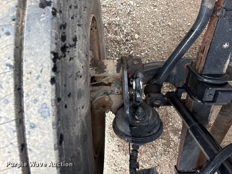 image for item NU9668 2004 Sterling L-Line water truck