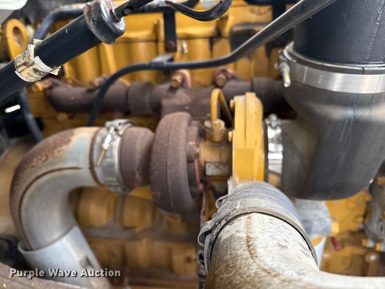 image for item NU9668 2004 Sterling L-Line water truck