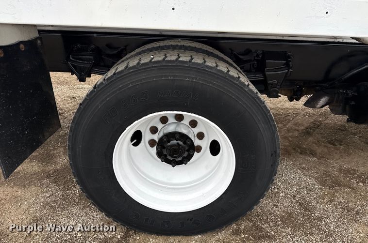 image for item NU9668 2004 Sterling L-Line water truck