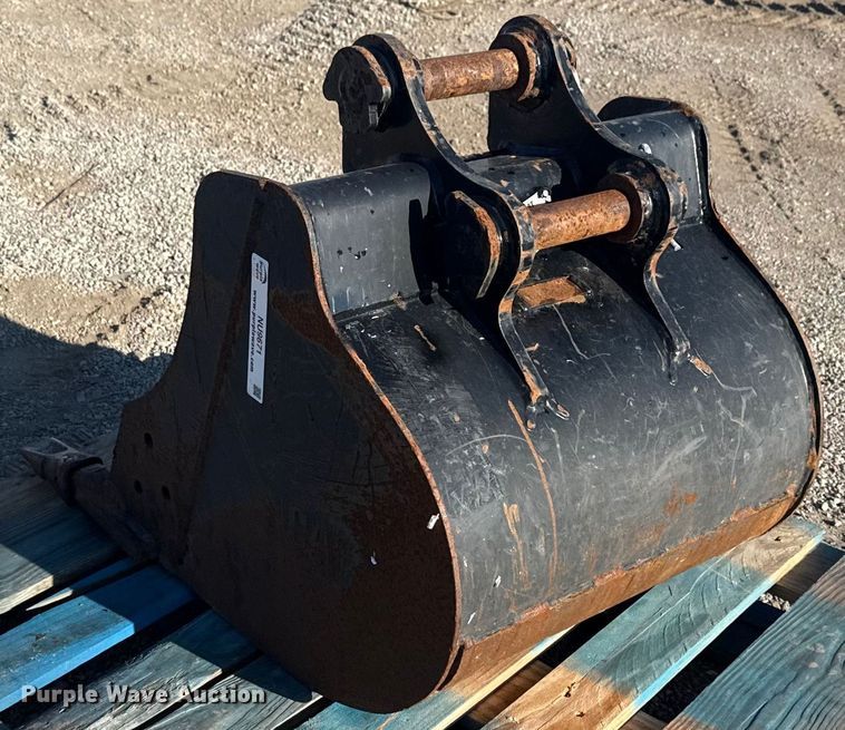 image for item NU9671 Excavator bucket