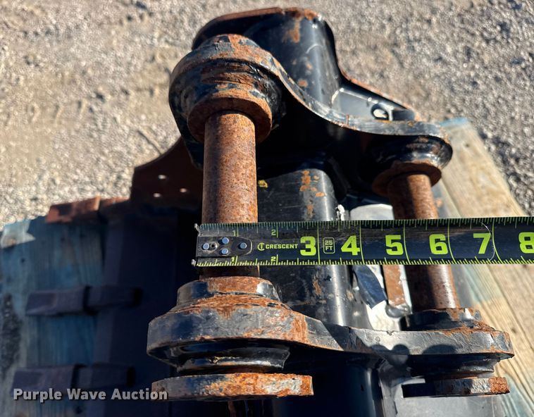 image for item NU9671 Excavator bucket