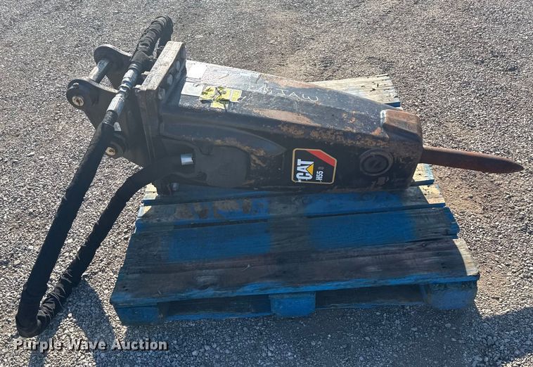 image for item NU9672 2019 Caterpillar H55S breaker