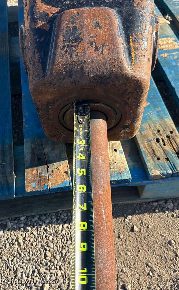 image for item NU9672 2019 Caterpillar H55S breaker