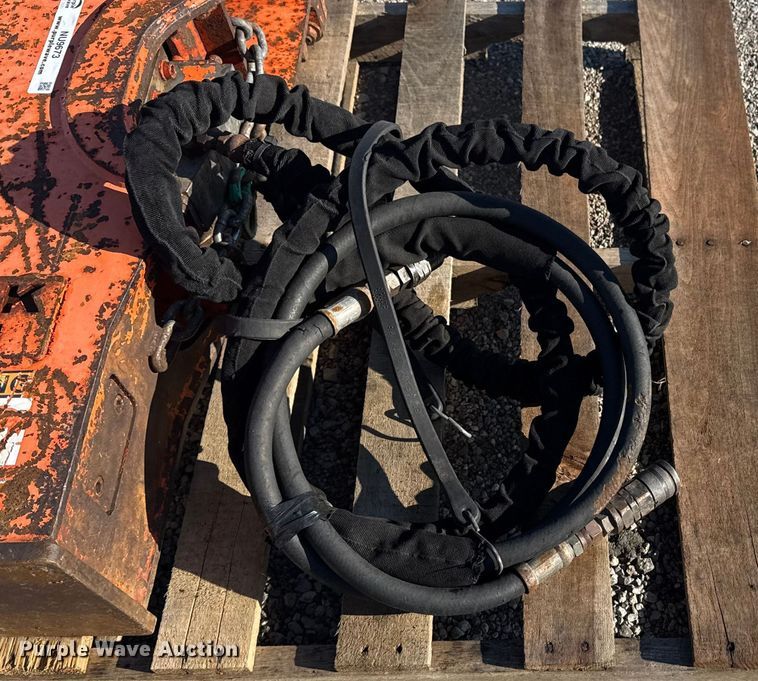 image for item NU9673 NPK GH-1 breaker