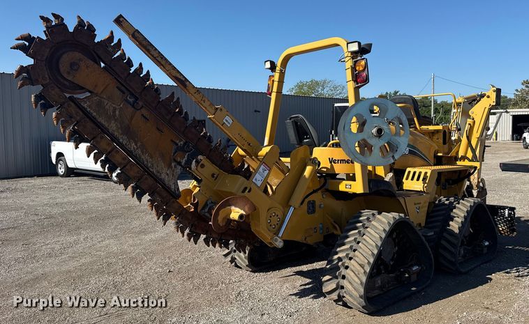 image for item NU9677 2015 Vermeer RTX750 trencher