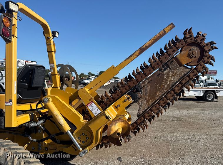 image for item NU9677 2015 Vermeer RTX750 trencher
