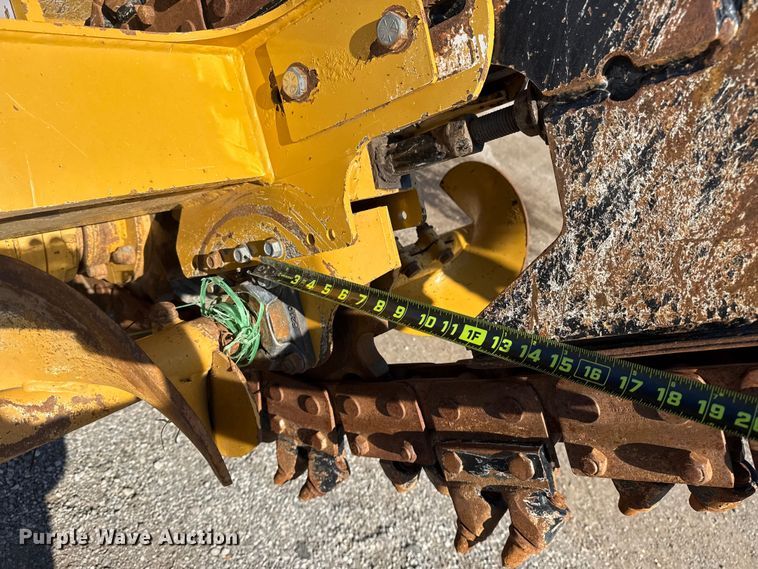 image for item NU9677 2015 Vermeer RTX750 trencher