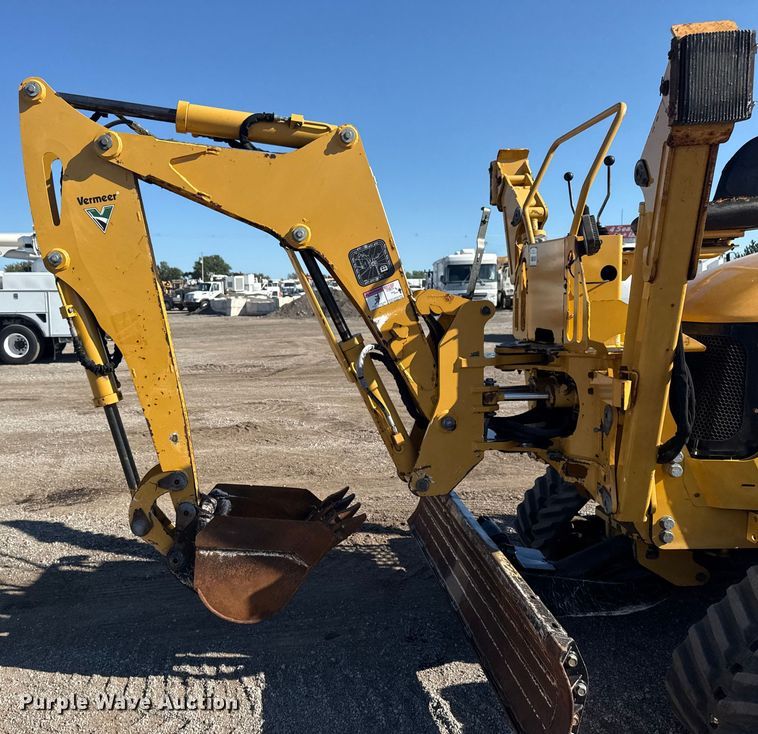 image for item NU9677 2015 Vermeer RTX750 trencher