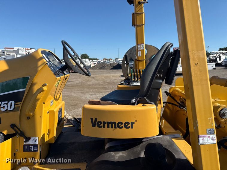 image for item NU9677 2015 Vermeer RTX750 trencher