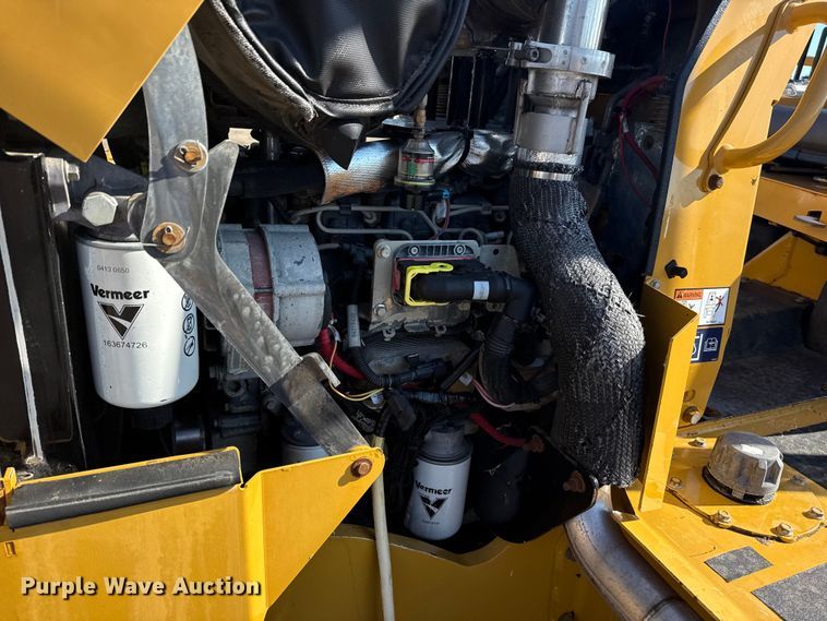 image for item NU9677 2015 Vermeer RTX750 trencher