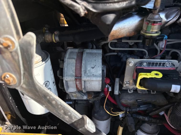 image for item NU9677 2015 Vermeer RTX750 trencher