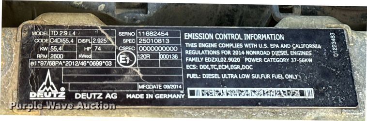 image for item NU9677 2015 Vermeer RTX750 trencher