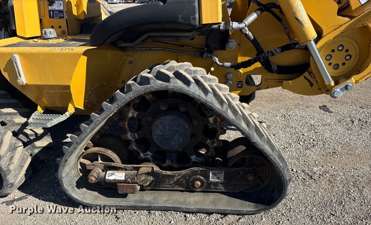 image for item NU9677 2015 Vermeer RTX750 trencher