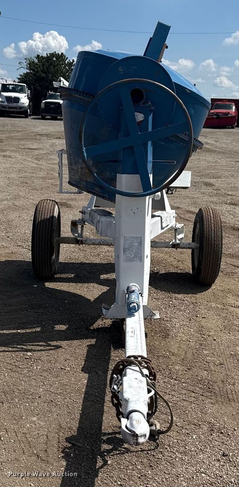 image for item NU9680 Cement mixer