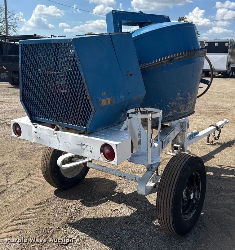 image for item NU9680 Cement mixer