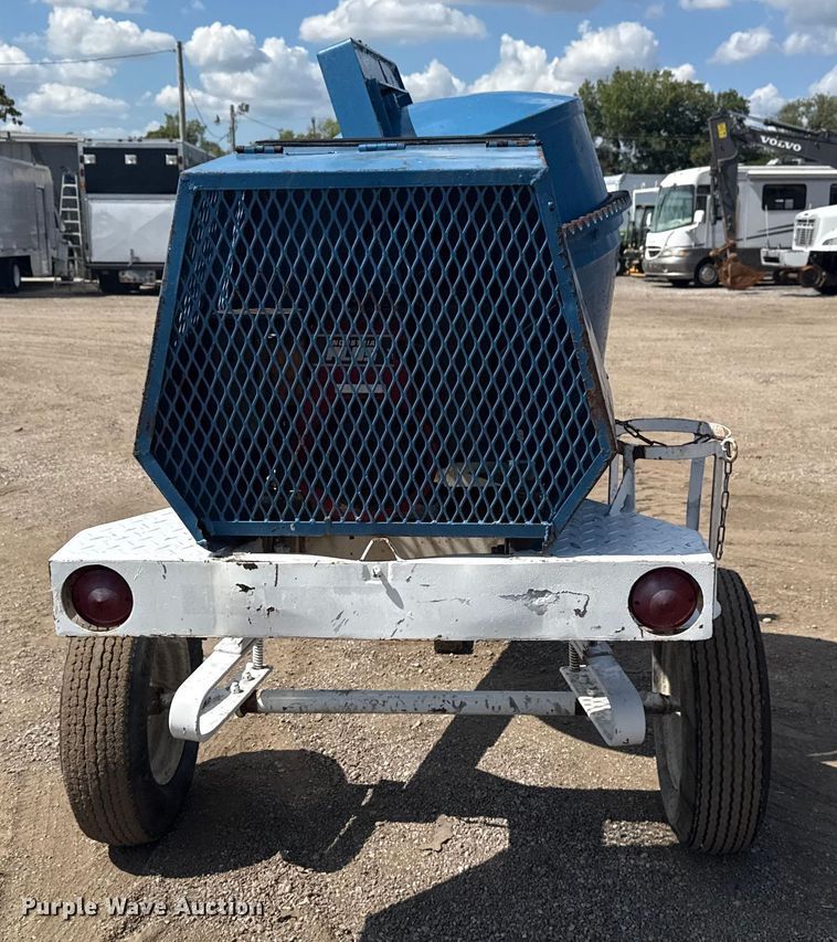 image for item NU9680 Cement mixer
