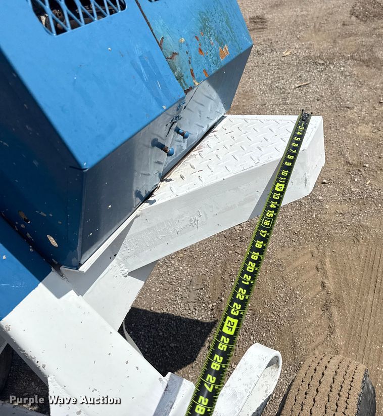 image for item NU9680 Cement mixer