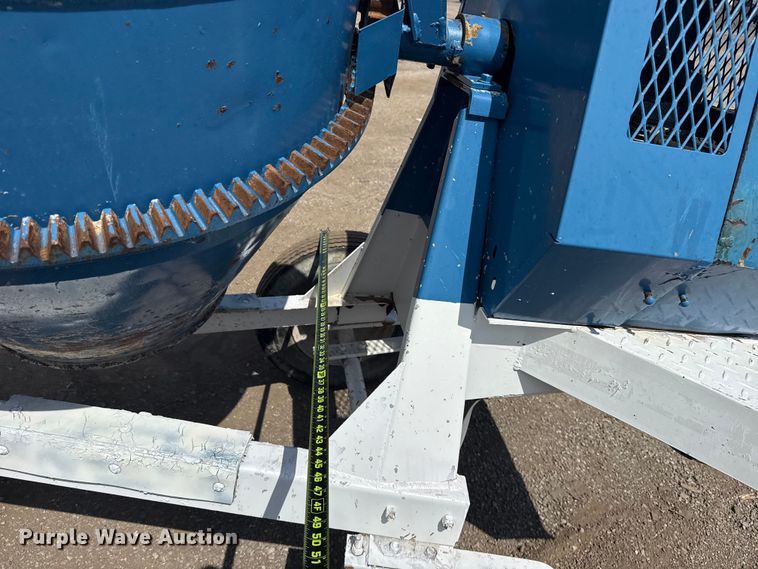 image for item NU9680 Cement mixer