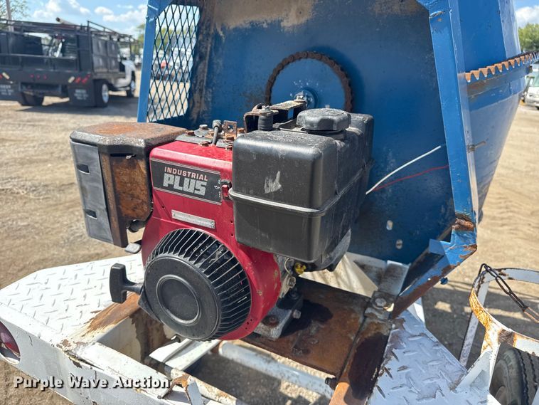 image for item NU9680 Cement mixer