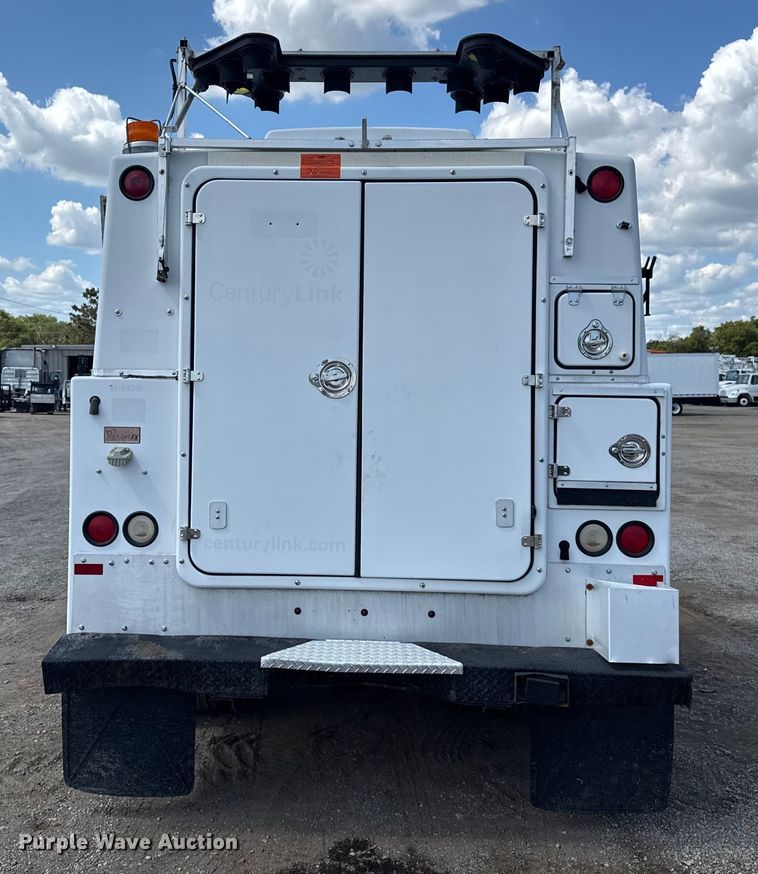 image for item NU9681 2008 Ford F450 Super Duty utility / service truck