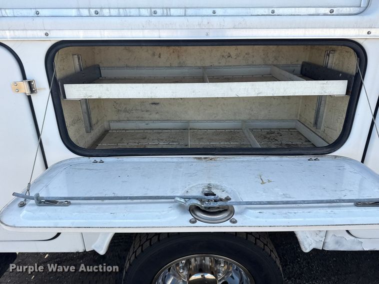 image for item NU9681 2008 Ford F450 Super Duty utility / service truck