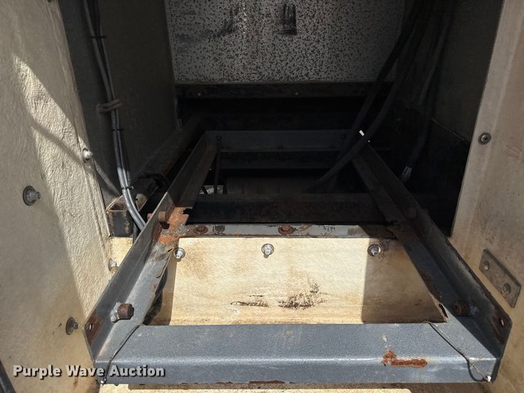 image for item NU9681 2008 Ford F450 Super Duty utility / service truck