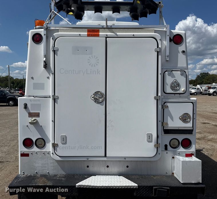 image for item NU9681 2008 Ford F450 Super Duty utility / service truck