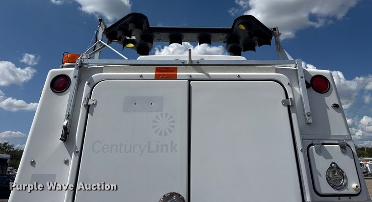 image for item NU9681 2008 Ford F450 Super Duty utility / service truck