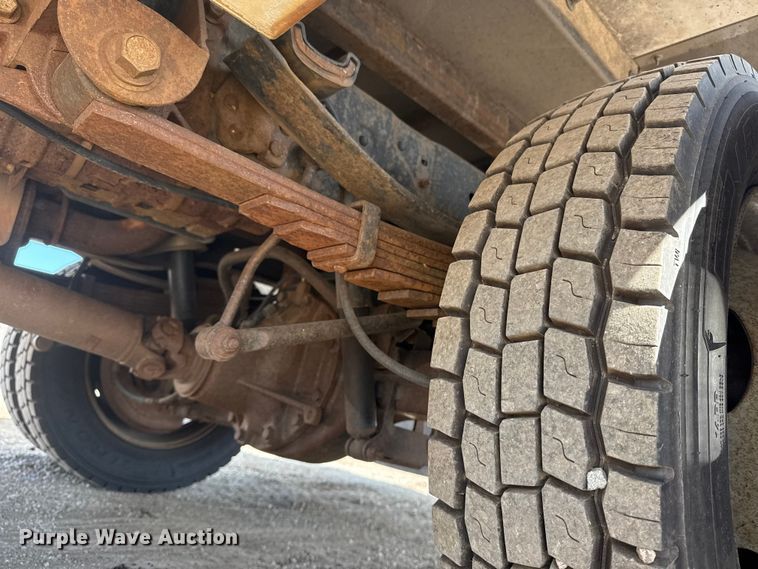 image for item NU9681 2008 Ford F450 Super Duty utility / service truck