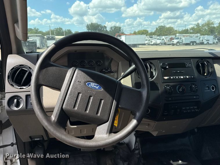 image for item NU9681 2008 Ford F450 Super Duty utility / service truck