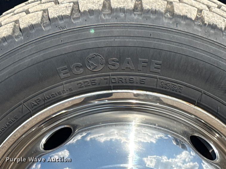 image for item NU9681 2008 Ford F450 Super Duty utility / service truck