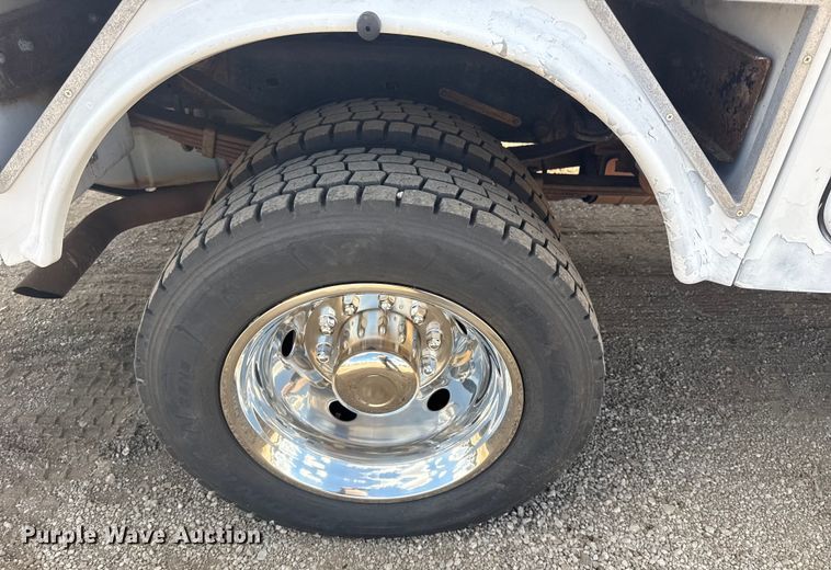 image for item NU9681 2008 Ford F450 Super Duty utility / service truck