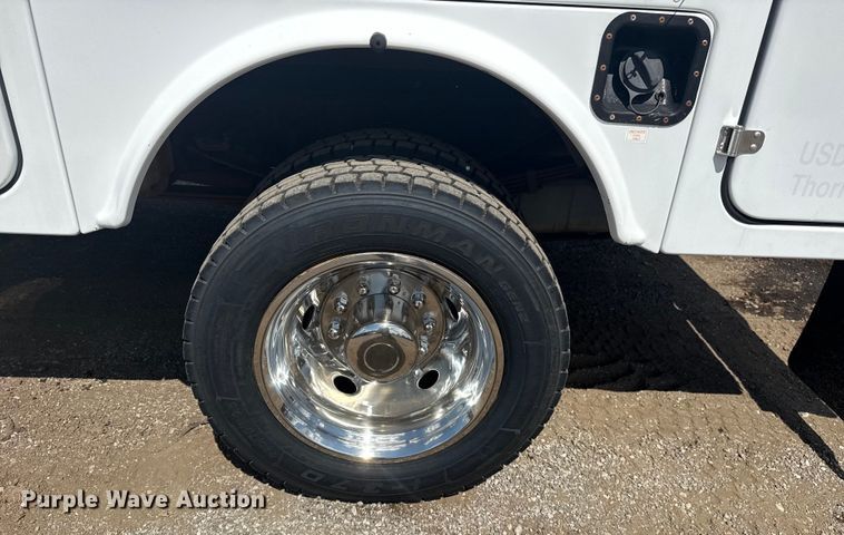 image for item NU9681 2008 Ford F450 Super Duty utility / service truck