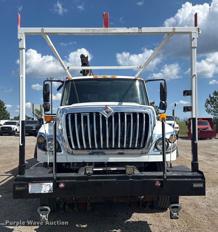 image for item NU9684 2012 International 7600 Crew Cab crane truck